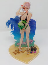 Melon-chan Acrylic Diorama Display